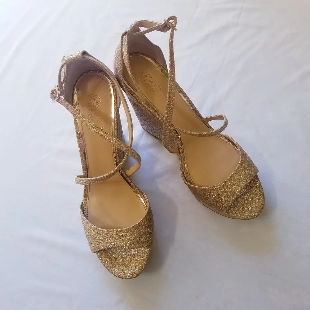 Badgley Mischka | Platform Gold‎ Glitter Sandals